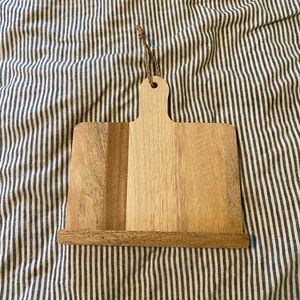 Recipe book holder